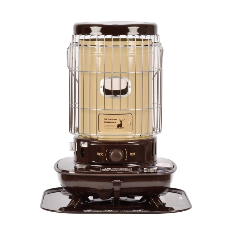 ベージュとブラウンのツートンカラーが特徴的なレトロデザインの石油ストーブ